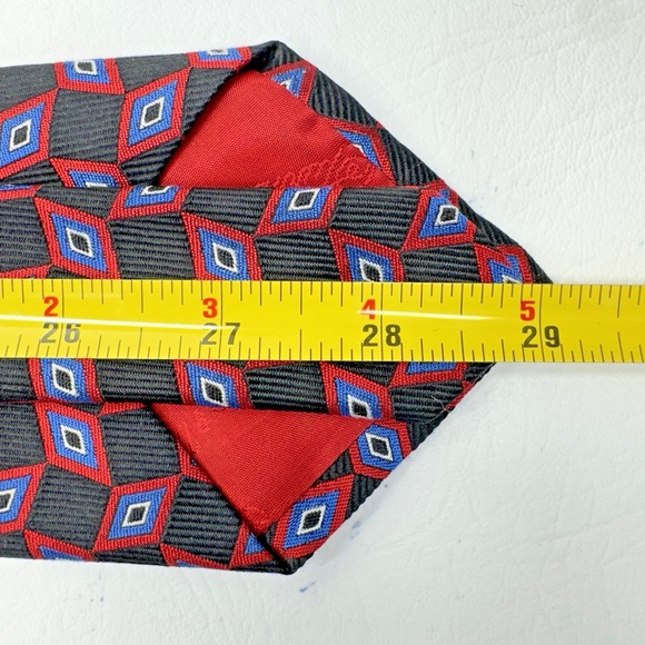 Turnbull & Asser‎ Luxury Red Black Bold Diamond Handmade in England AOP Silk Tie - Picture 3 of 4